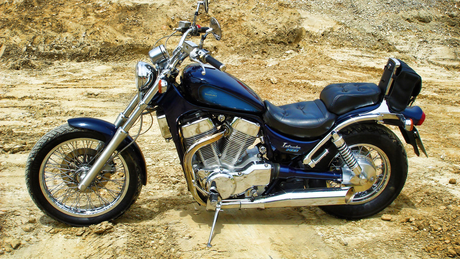Невероятно быстрый мотоцикл Suzuki Boulevard S 40