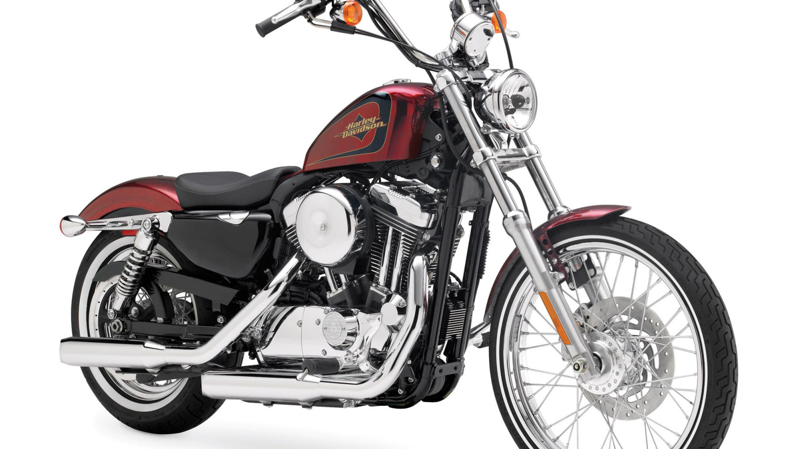 Мотоцикл модели Harley-Davidson XL 1200V Sportster Seventy-Two