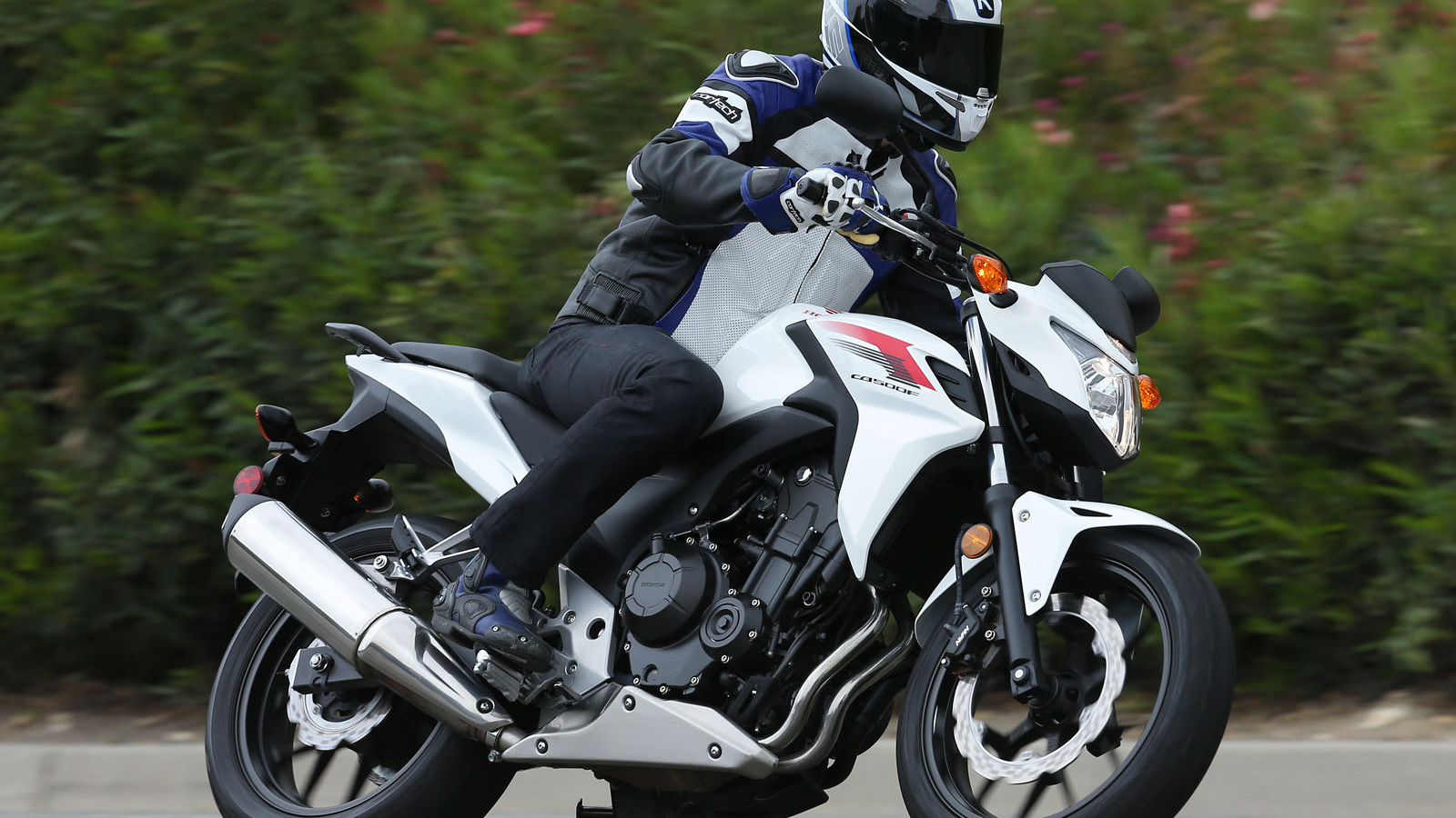 Новый мотоцикл Новый мотоцикл Honda CB 500 F