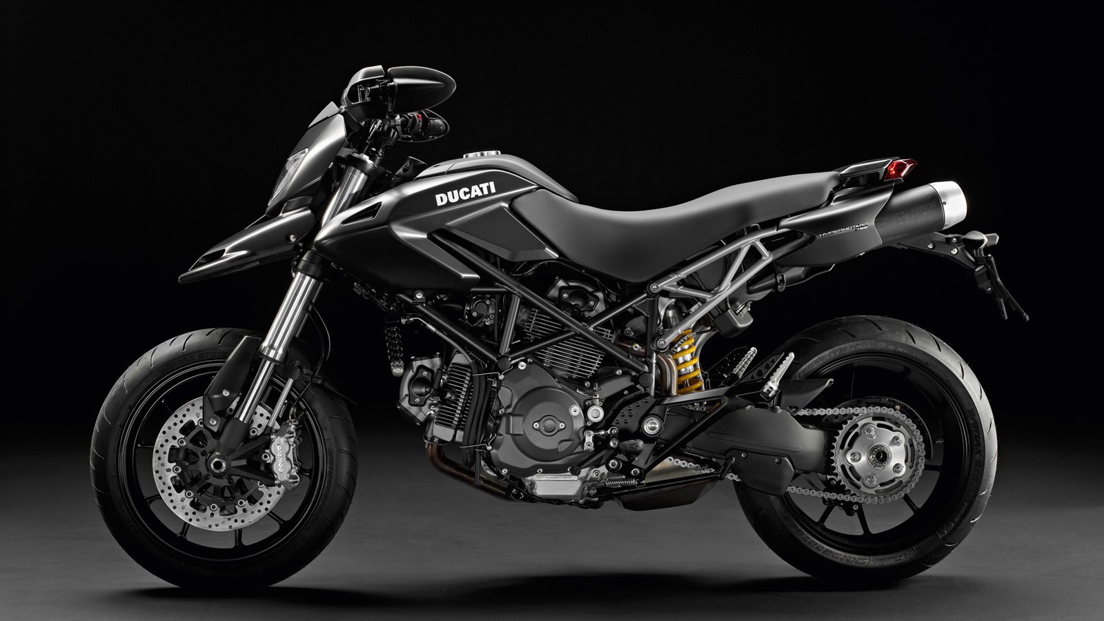 Новый надежный мотоцикл Ducati Hyperstrada