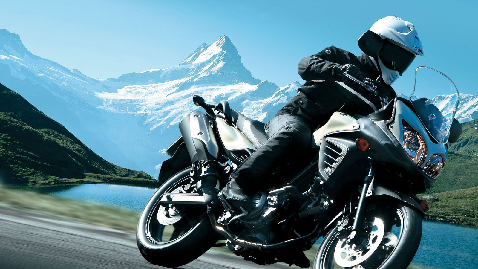 Новый надежный мотоцикл Suzuki V-Storm 650 ABS
