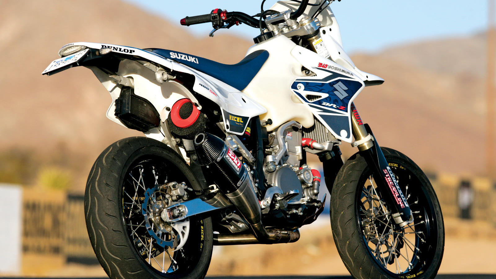 Популярный мотоцикл Suzuki  DR-Z400 S