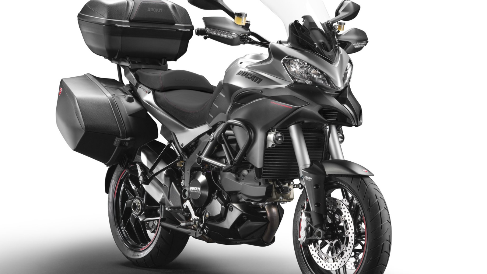 Популярный мотоцикл Ducati Multistrada 1200 S Granturismo