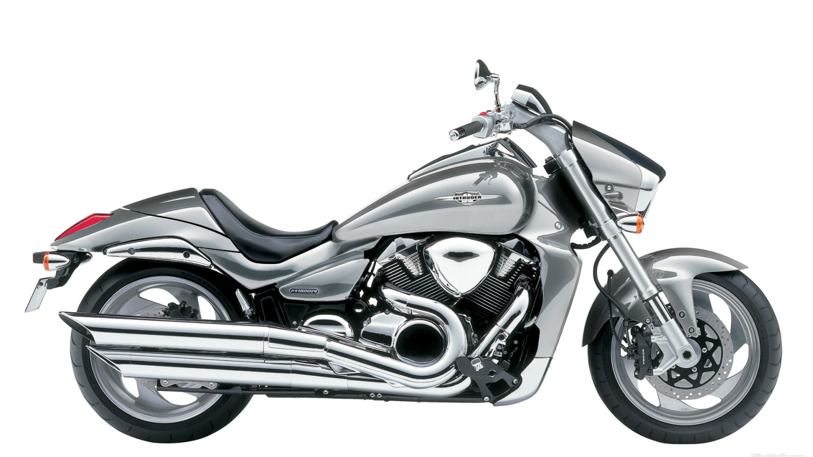 Популярный мотоцикл Suzuki  Intruder M1800 R