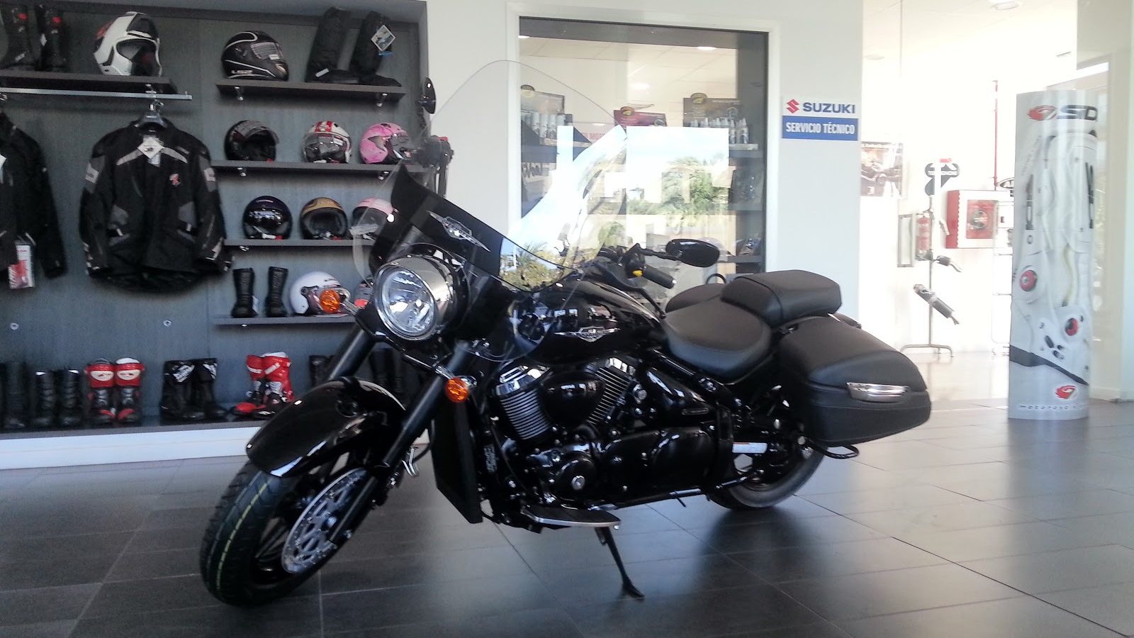 Новый мотоцикл Suzuki Intruder C1500T