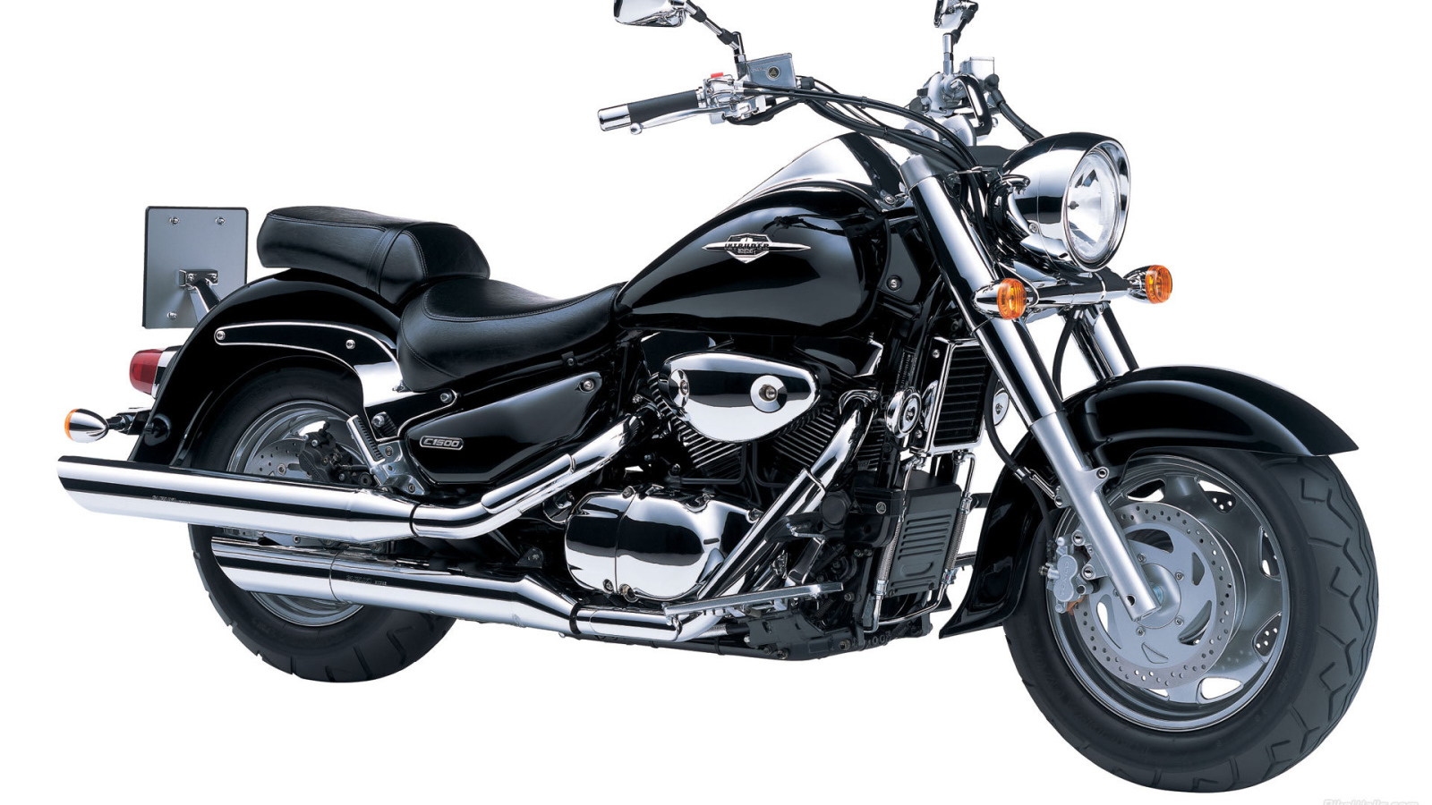 Надежный мотоцикл Suzuki Intruder M1500