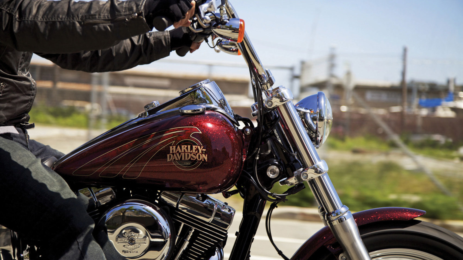 Тест-драйв мотоцикла Harley-Davidson Dyna Street Bob