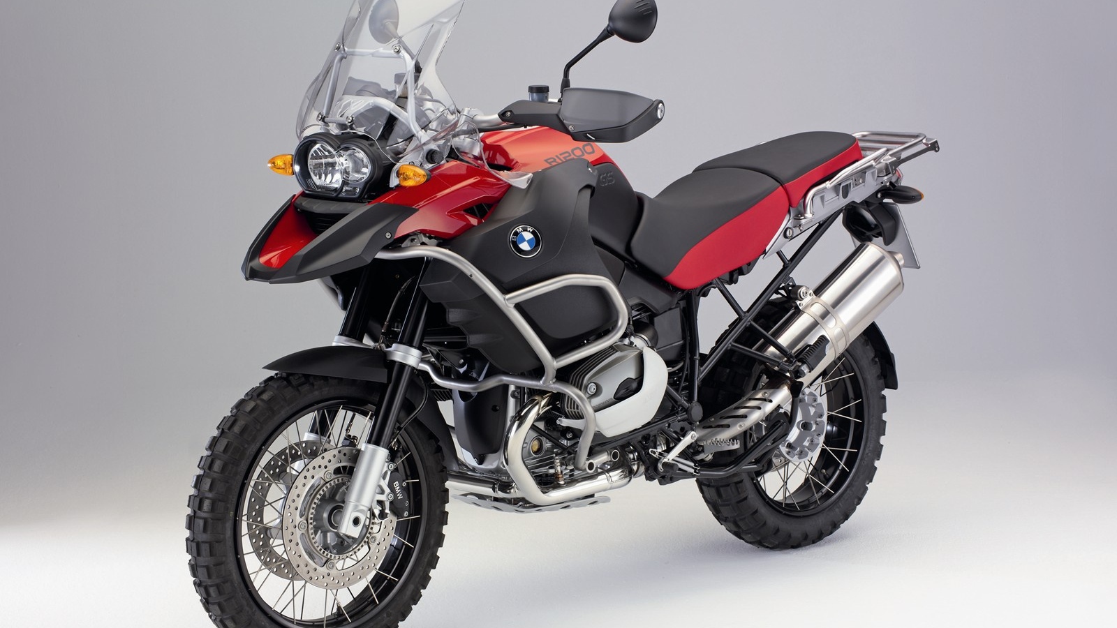 Красный Bmw r 1200