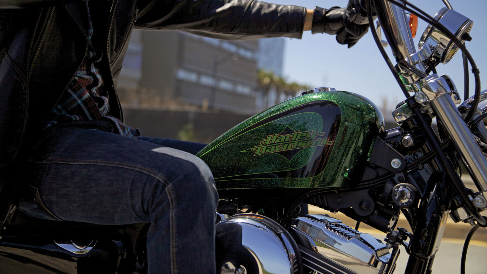 Тест-драйв мотоцикла Harley-Davidson XL 1200V Sportster Seventy-Two