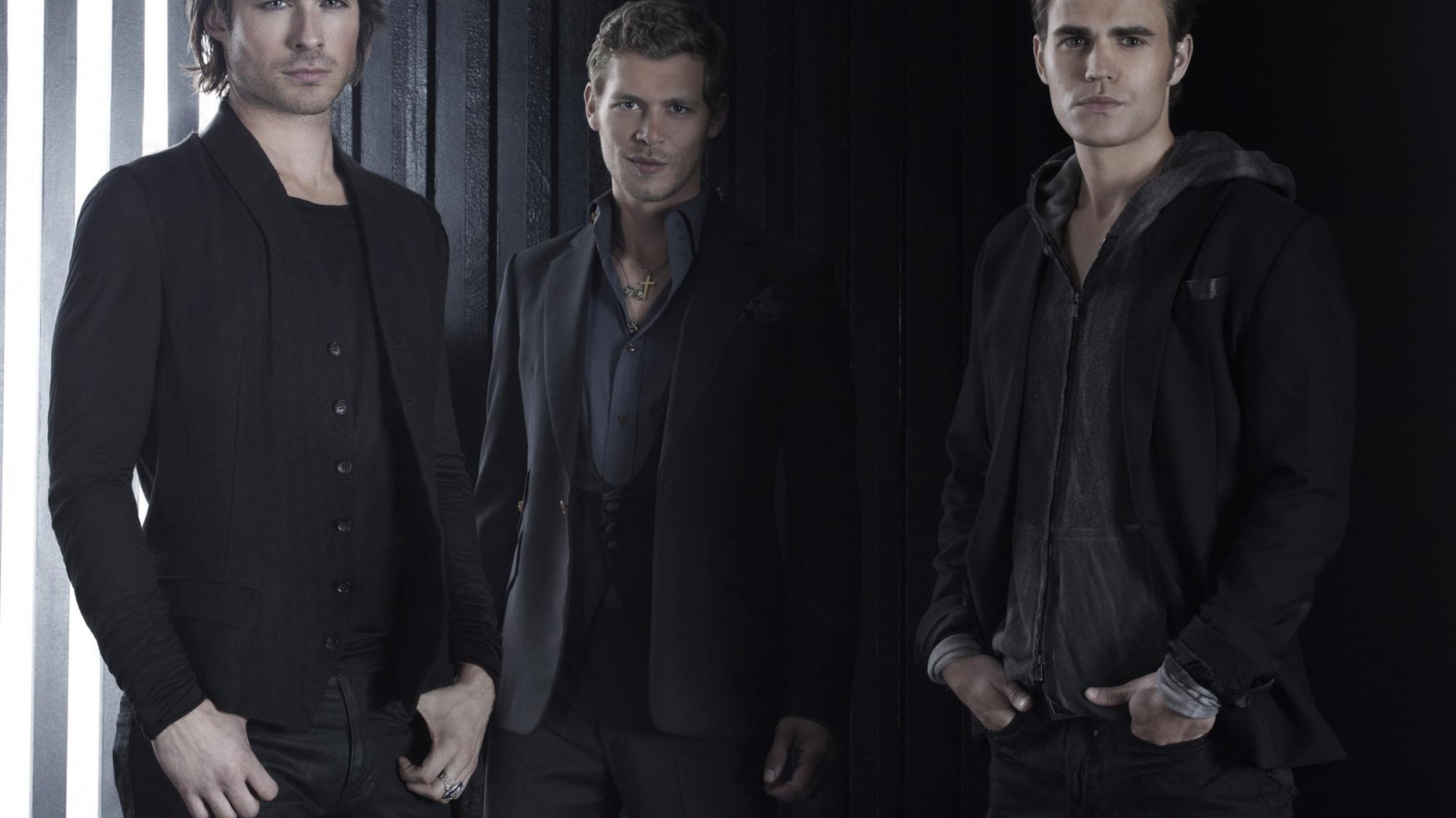 Сериал Дневники вампира