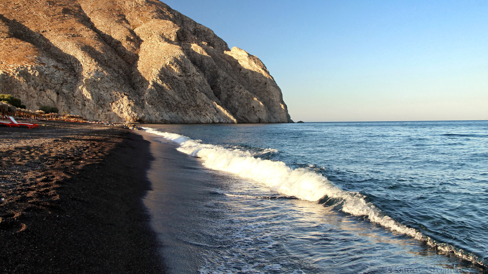 Красивое фото черного пляжа