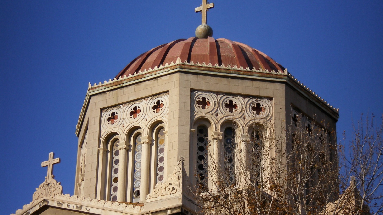 Купол религиозного храма