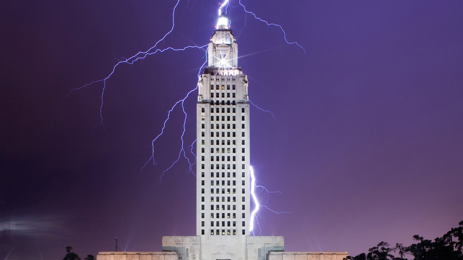 Удар молнии