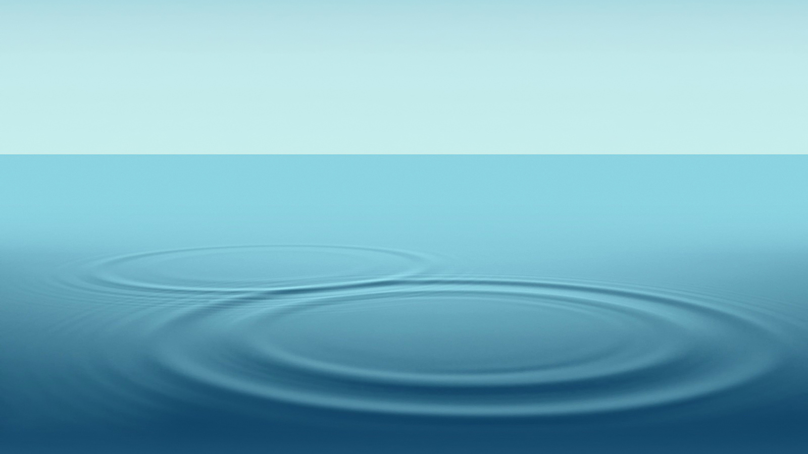 Круги на синей воде