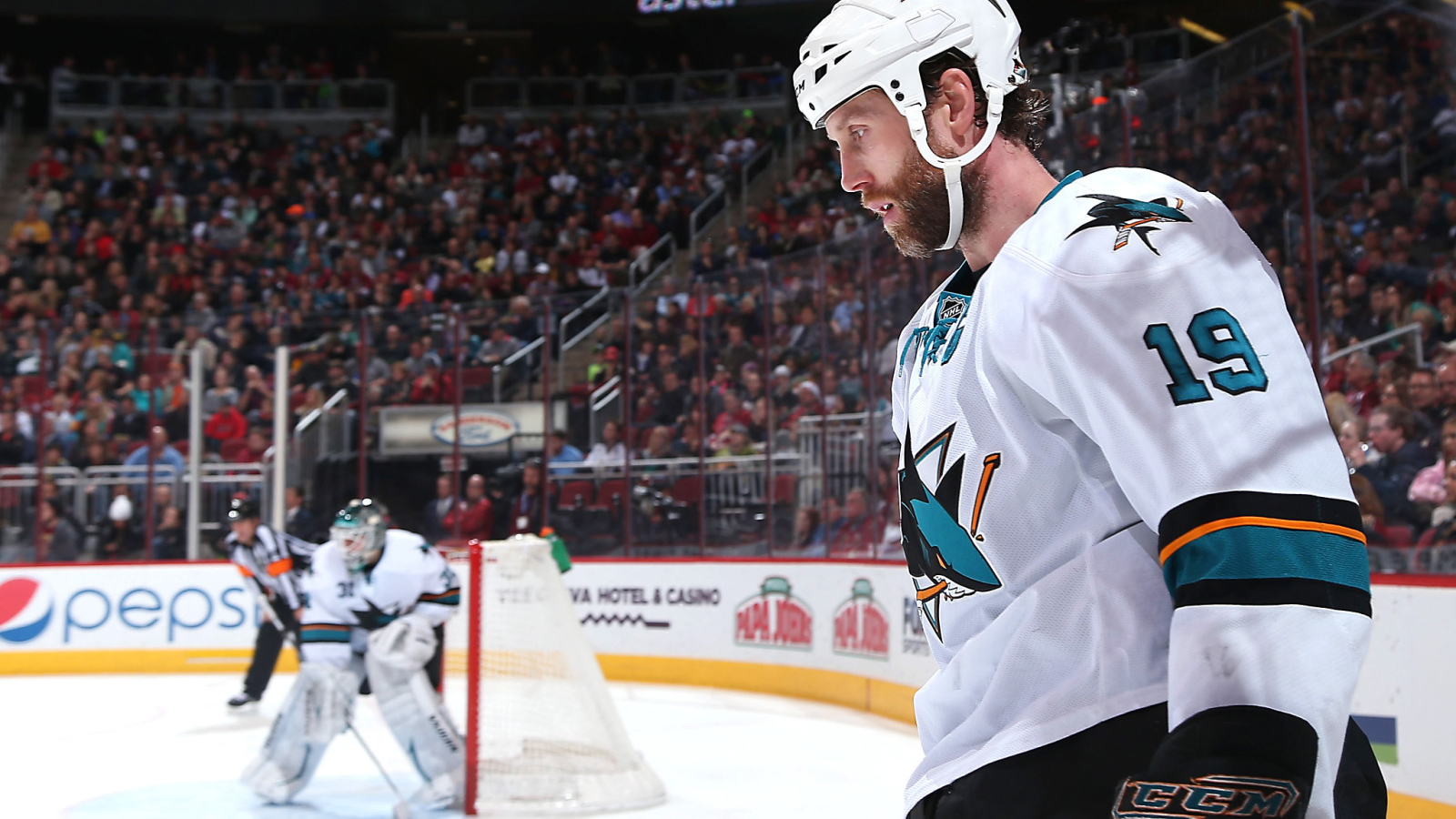 Лучший хоккеист Джо Торнтон