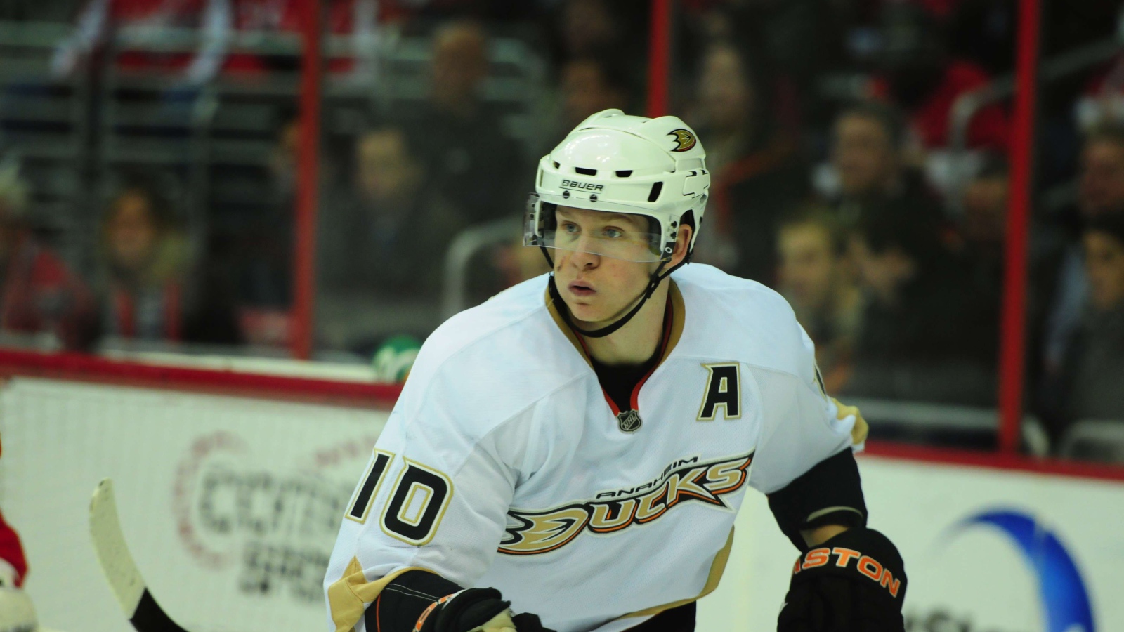 Известный Хоккеист Кори Перри