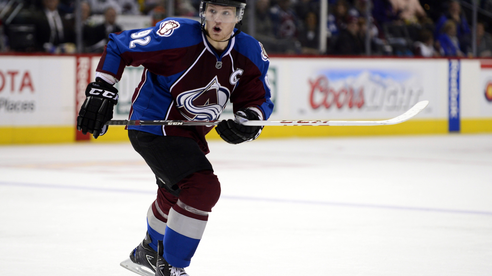 Популярный Хоккеист Габриэль Ландеског