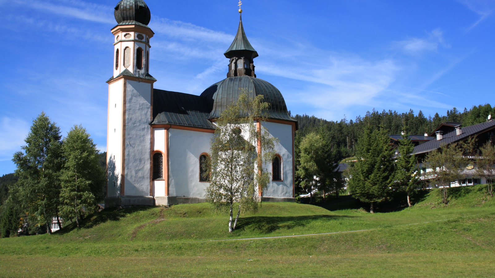 Церковь на курорте Зеефельд, Австрия
