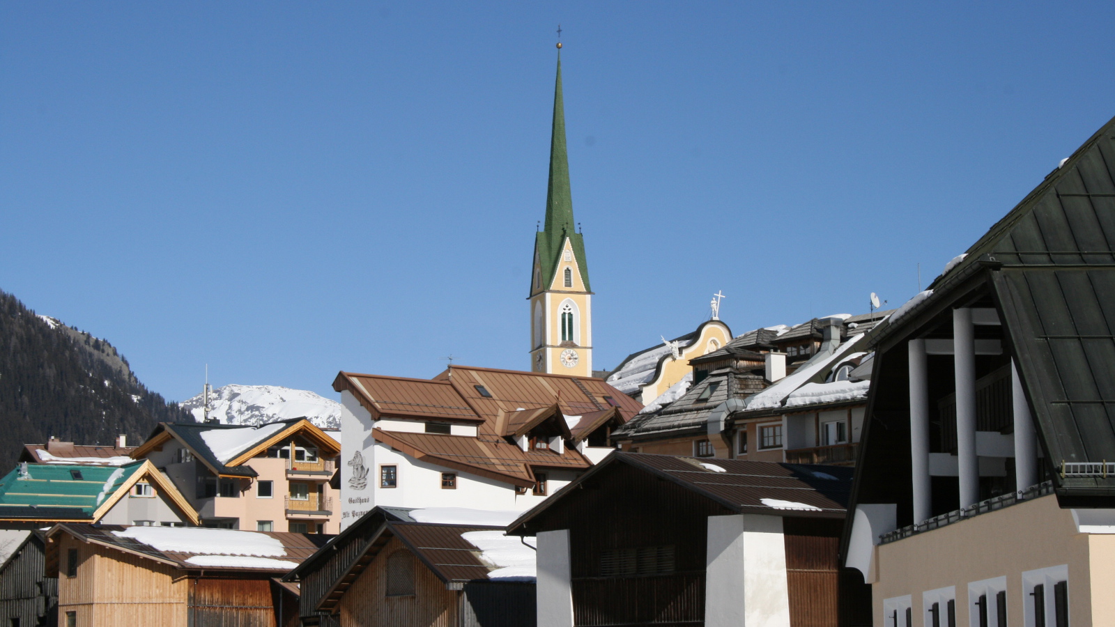 Церковь на горнолыжном курорте Ишгль, Австрия