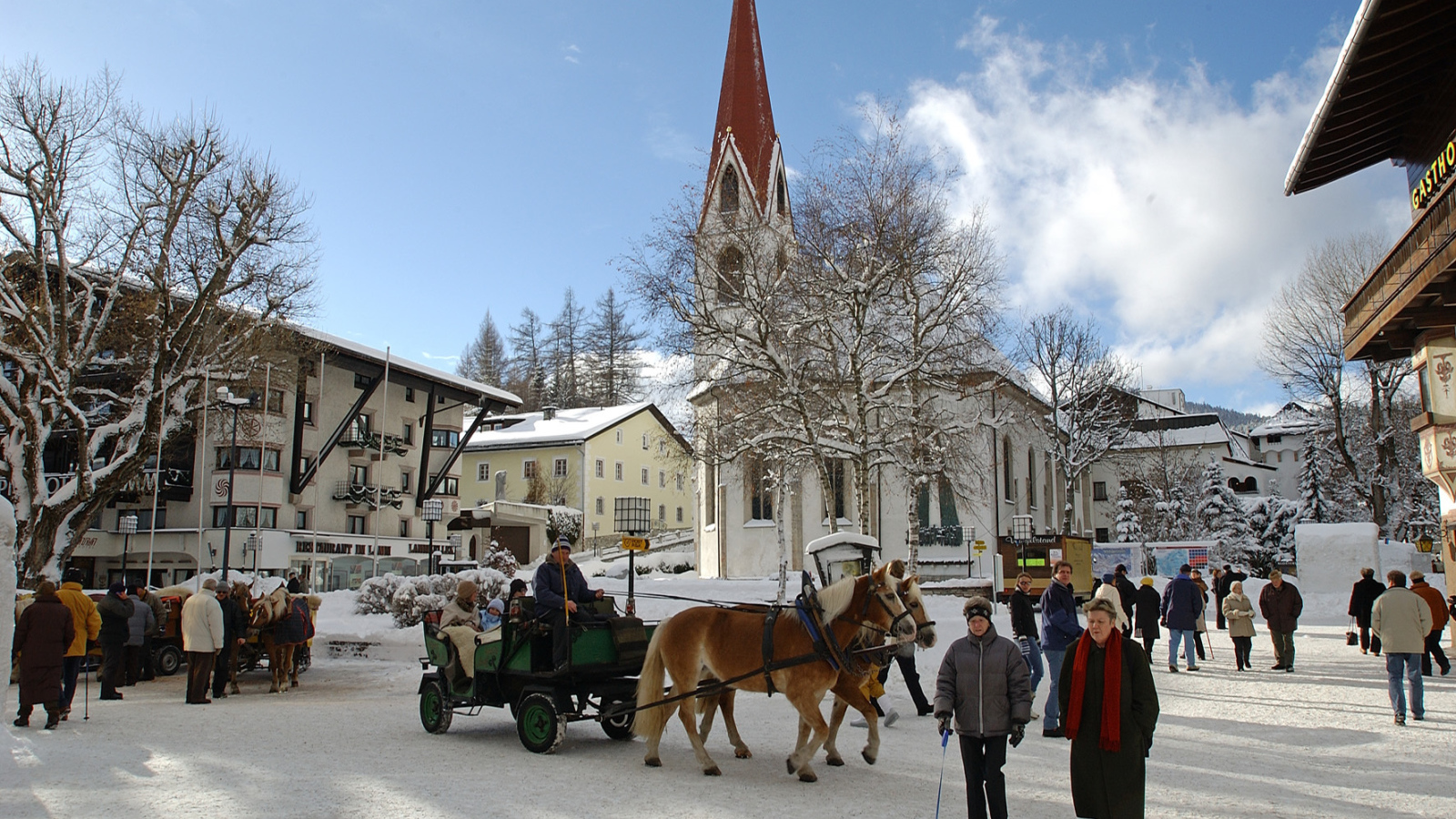 Городская площадь на курорте Зеефельд, Австрия