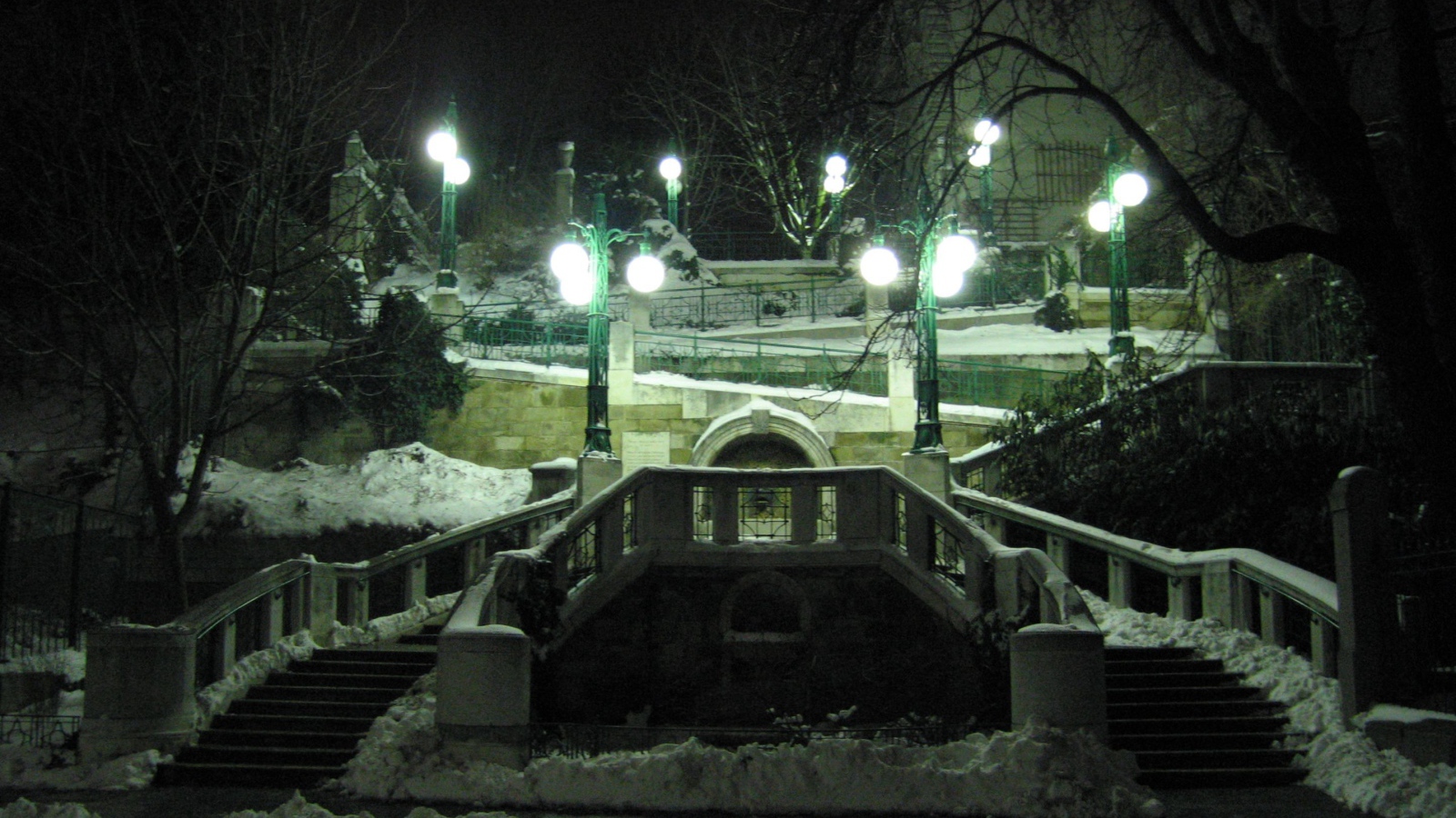 Зимний парк в городе Вена, Австрия