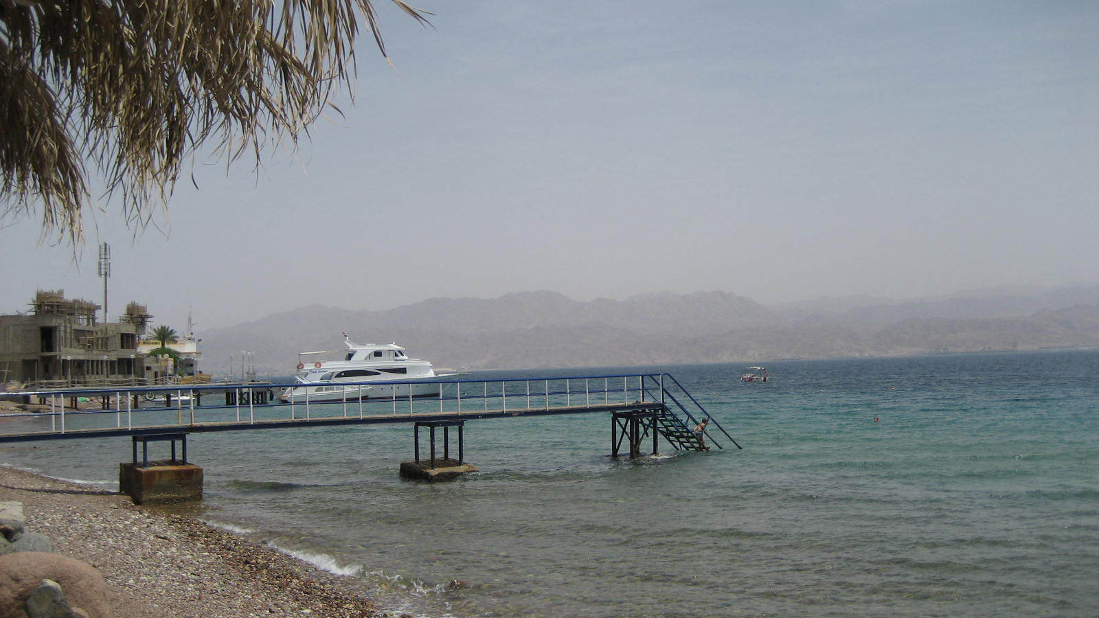 Причал на курорте Таба, Египет