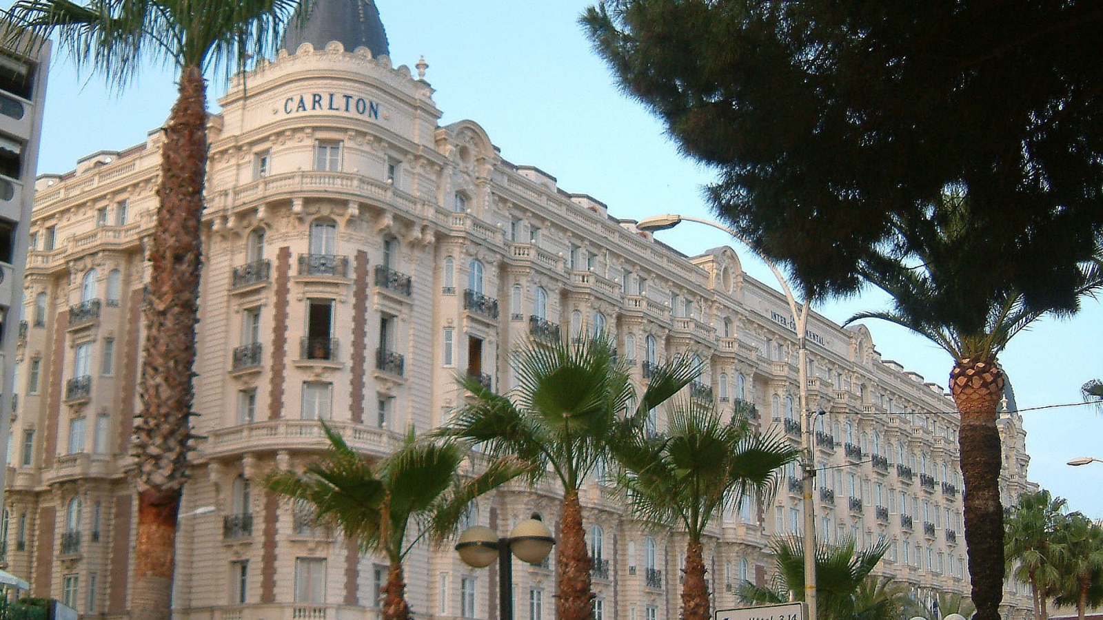 Отель Карлтон в Каннах, Франция