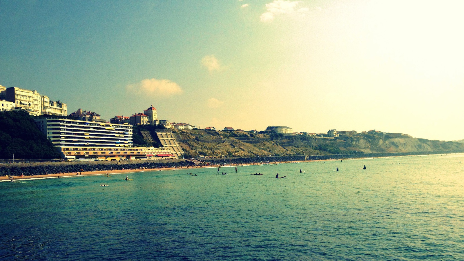 Побережье на курорте Биарриц, Франция