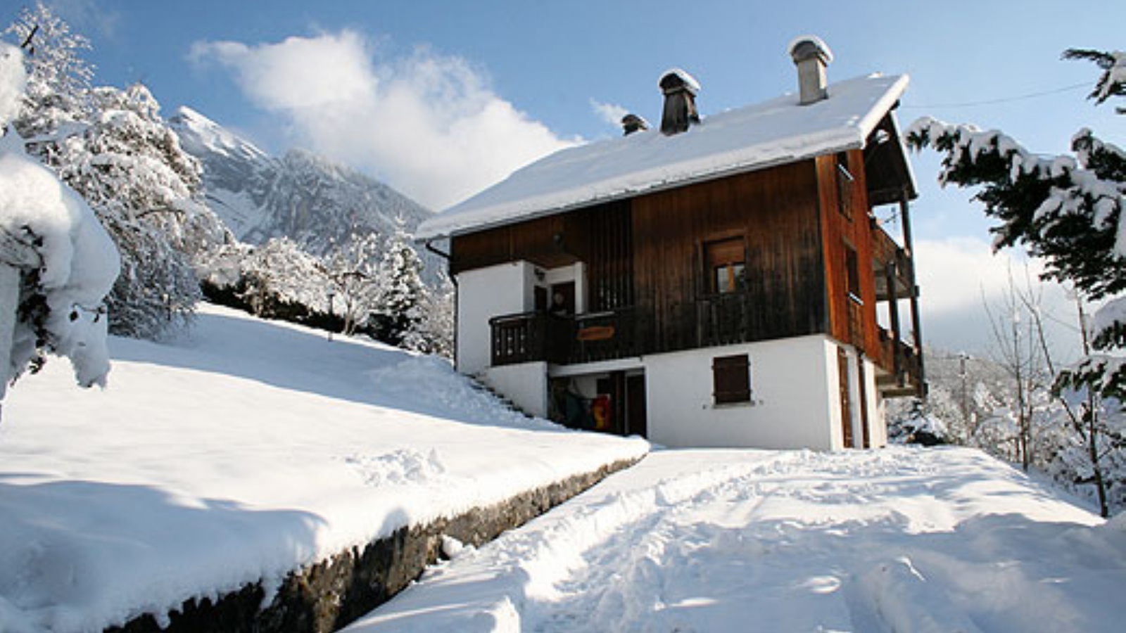 Уютный дом на горнолыжном курорте Самоен, Франция