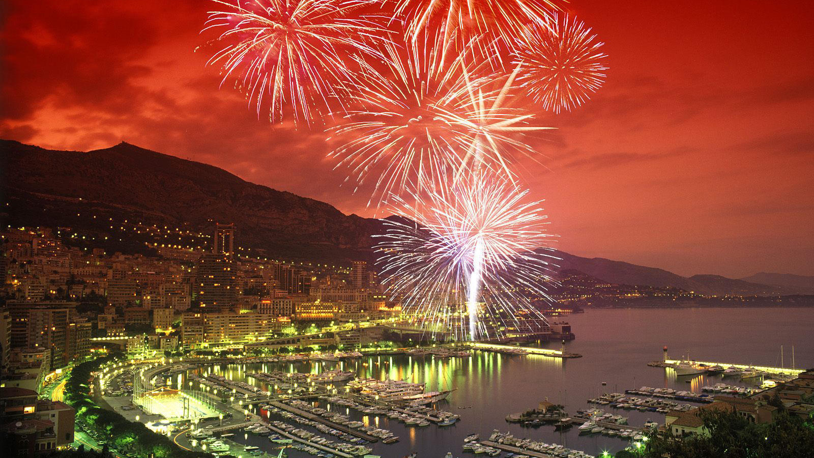 Фейерверк в Монте-Карло, Франция