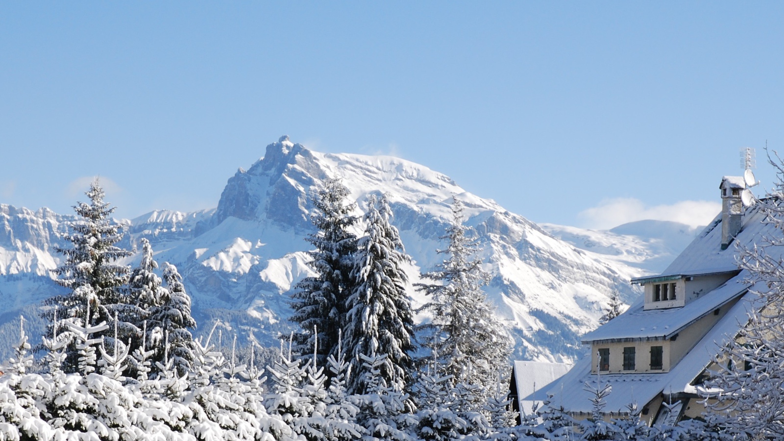 Горы на горнолыжном курорте Межев, Франция