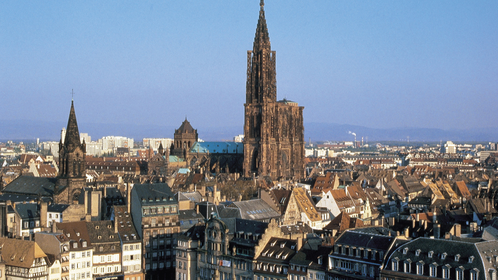 Городские здания в городе Страсбург, Франция