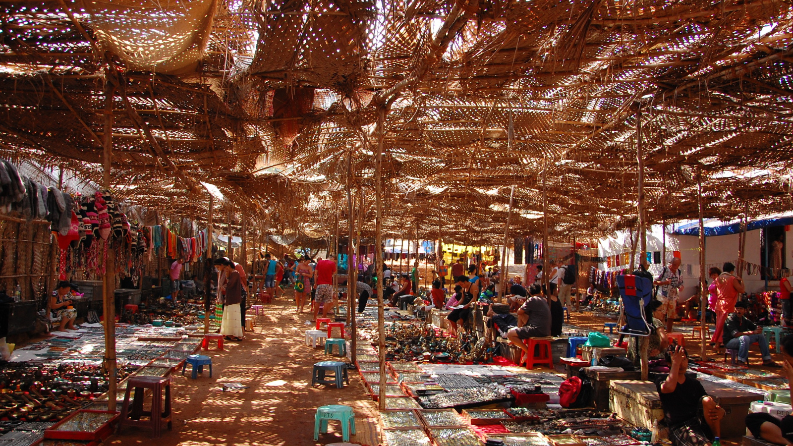 Рынок в Анджуне