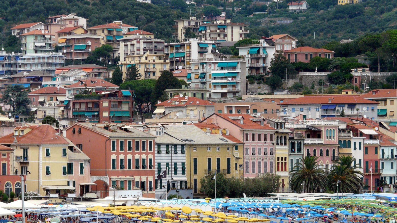 Осенний отдых на курорте Челле Лигуре, Италия