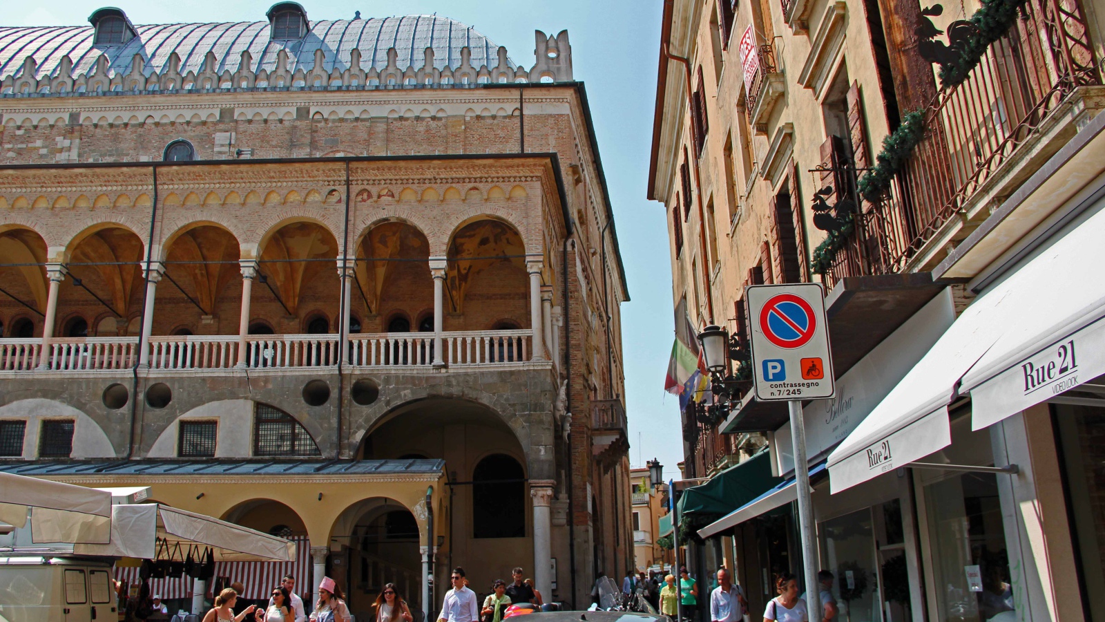 Старинные улочки в Падуе, Италия