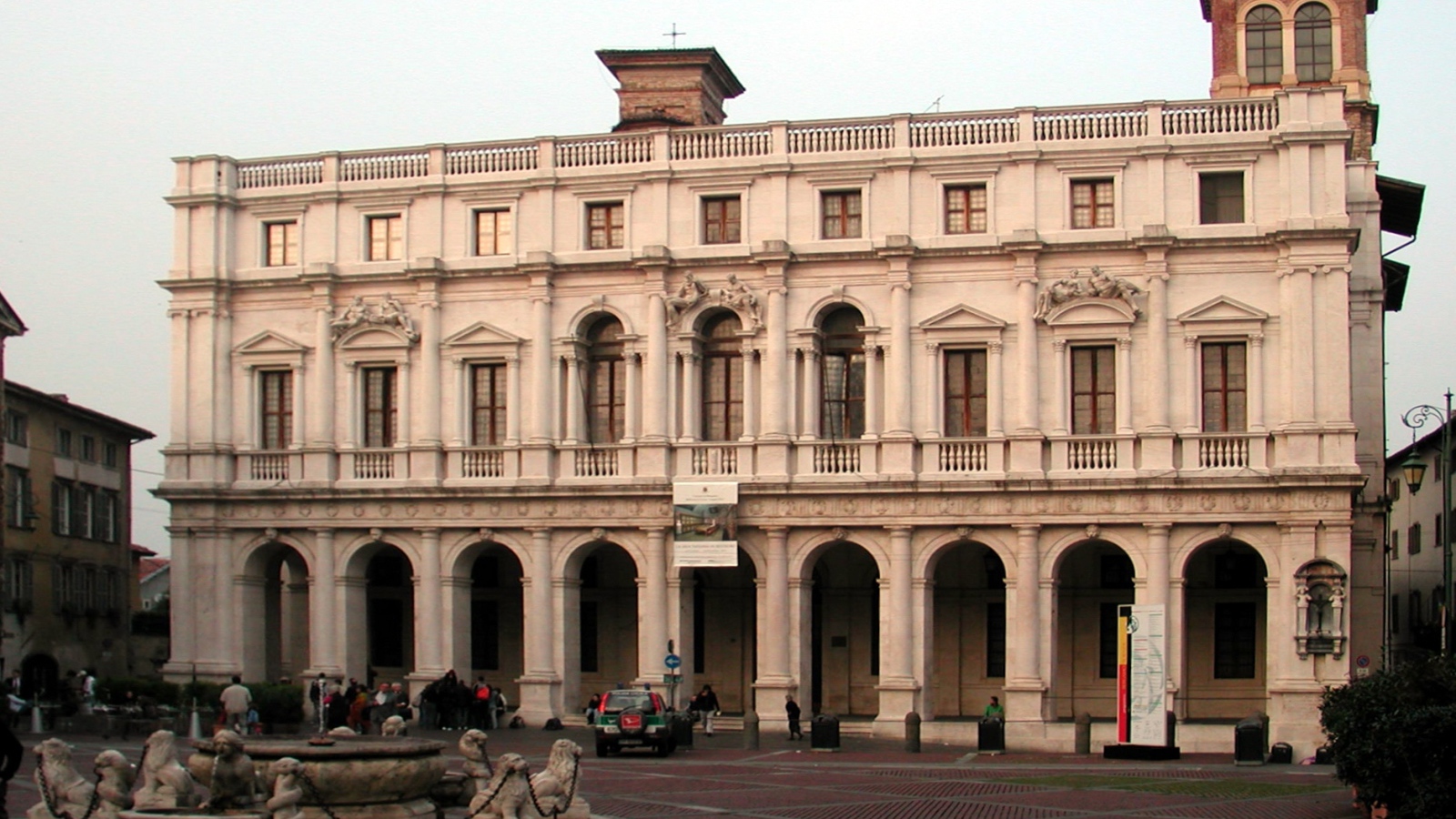 Дворец в Бергамо, Италия