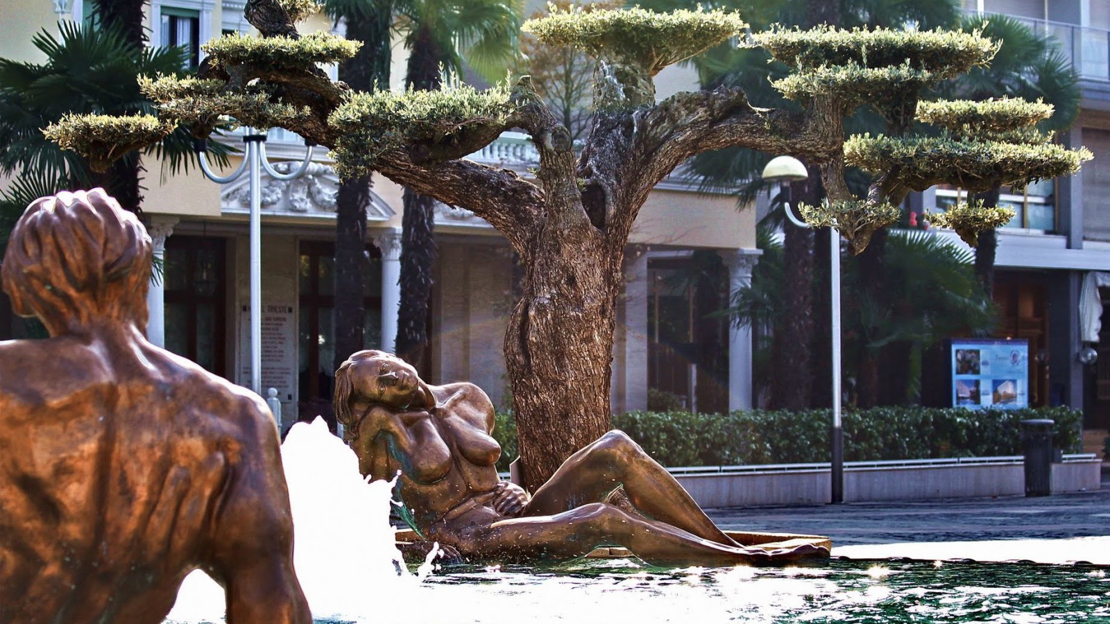 Скульптуры на курорте Абано Терме, Италия