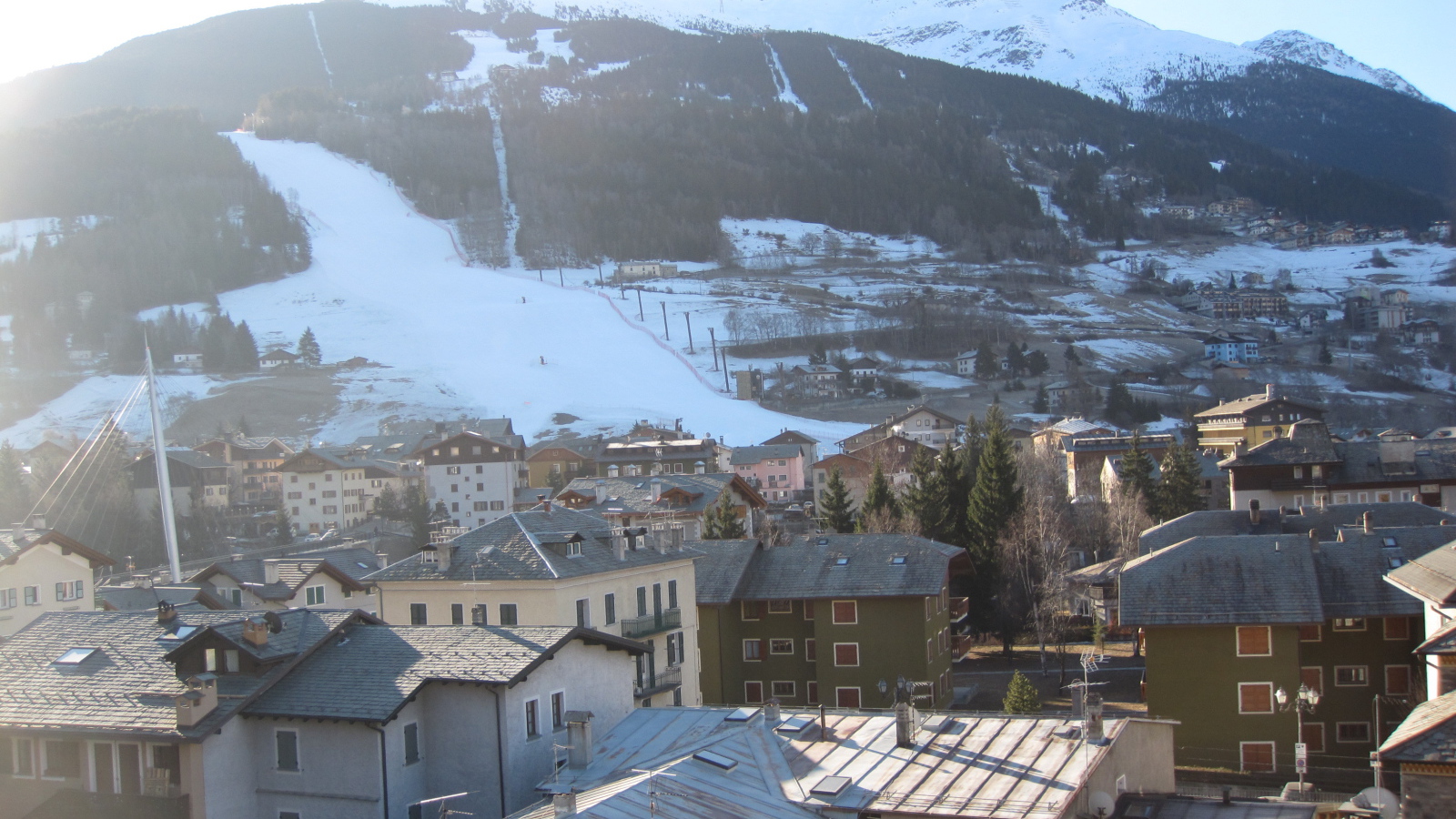 Горнолыжная трасса на курорте в Бормио, Италия