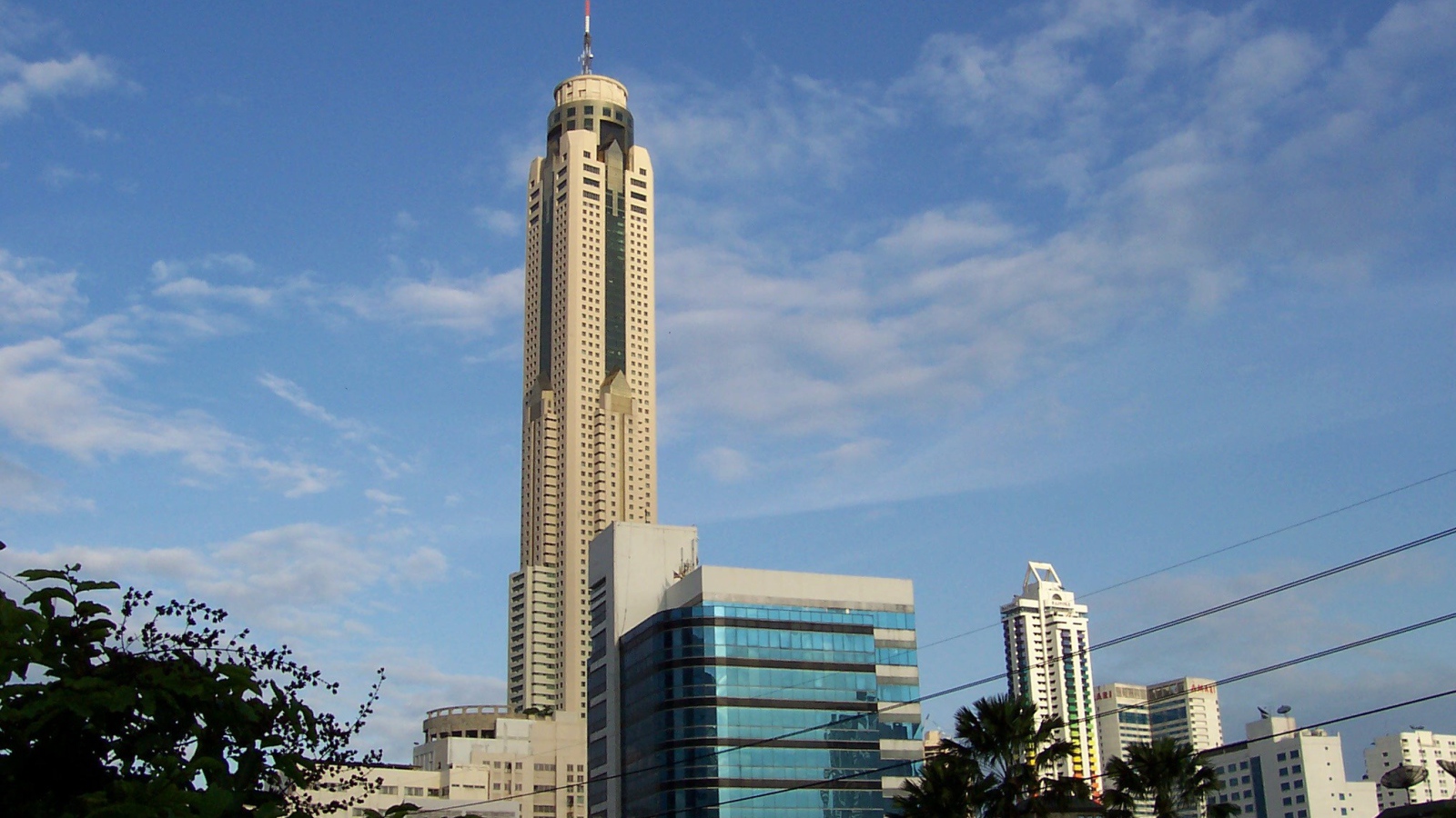 Высотное здание в Бангкоке, Таиланд