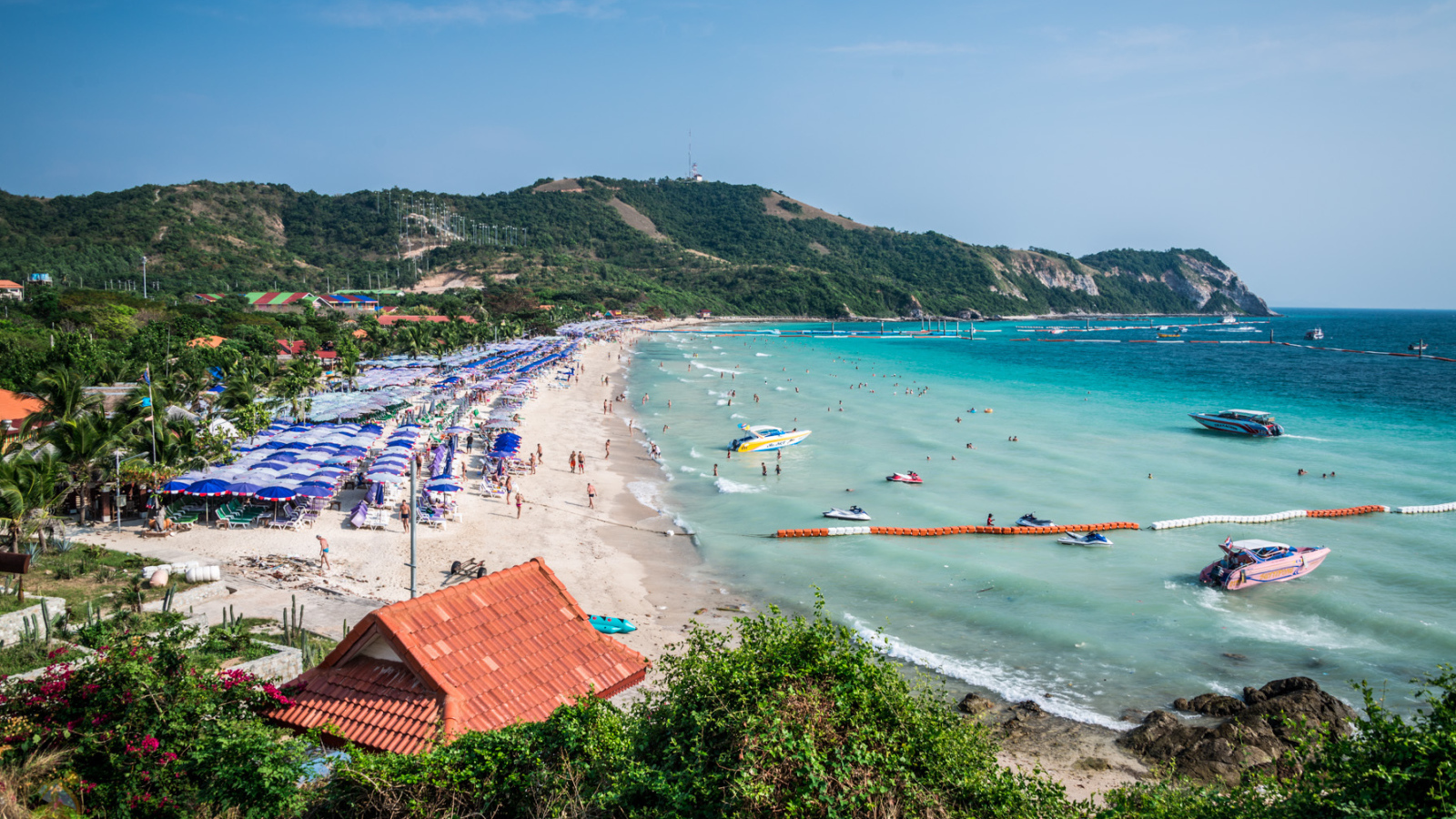 Весенний отдых на курорте острова Ко Лан, Таиланд