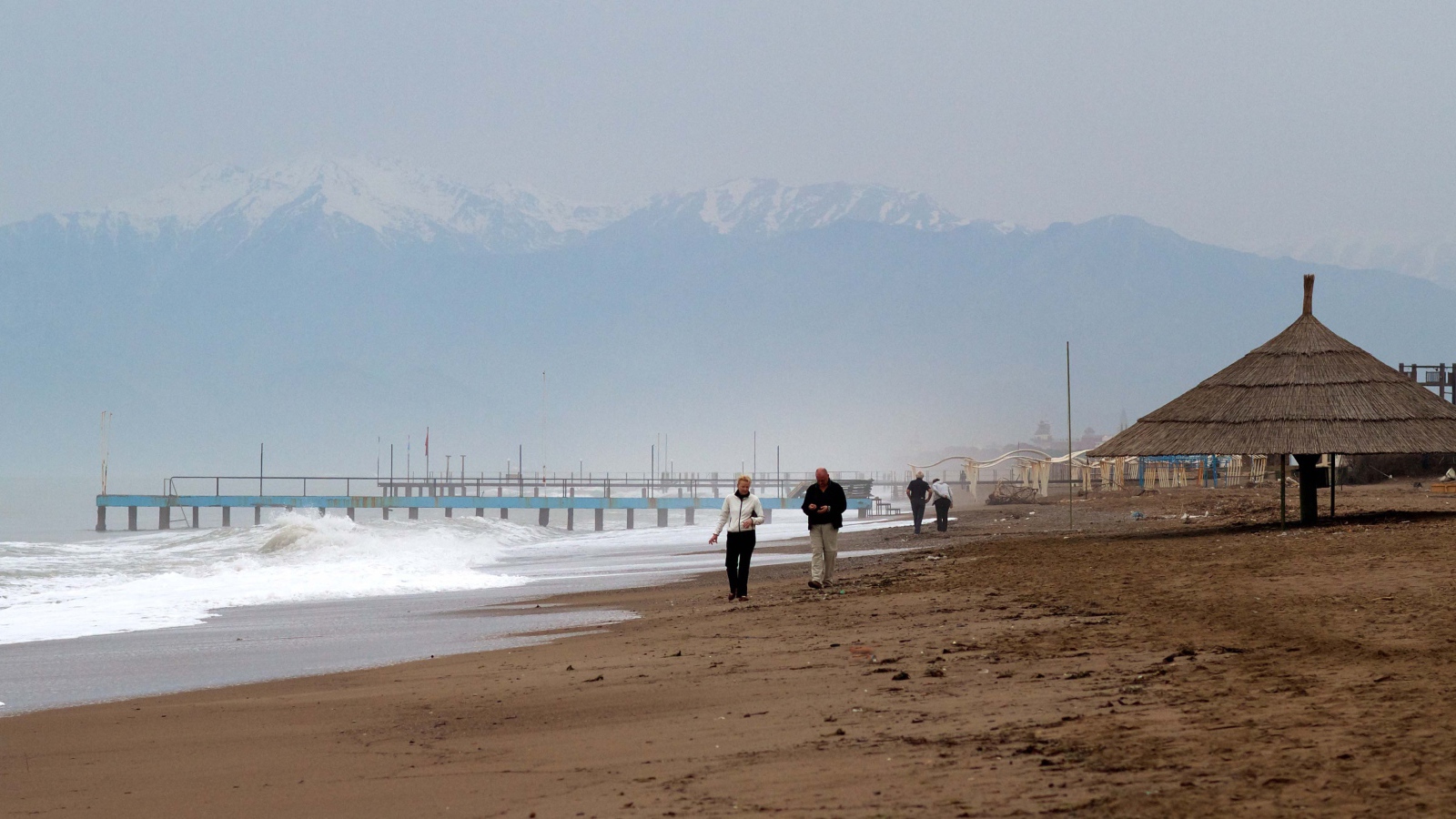 Осенний пляж в Белек, Турция