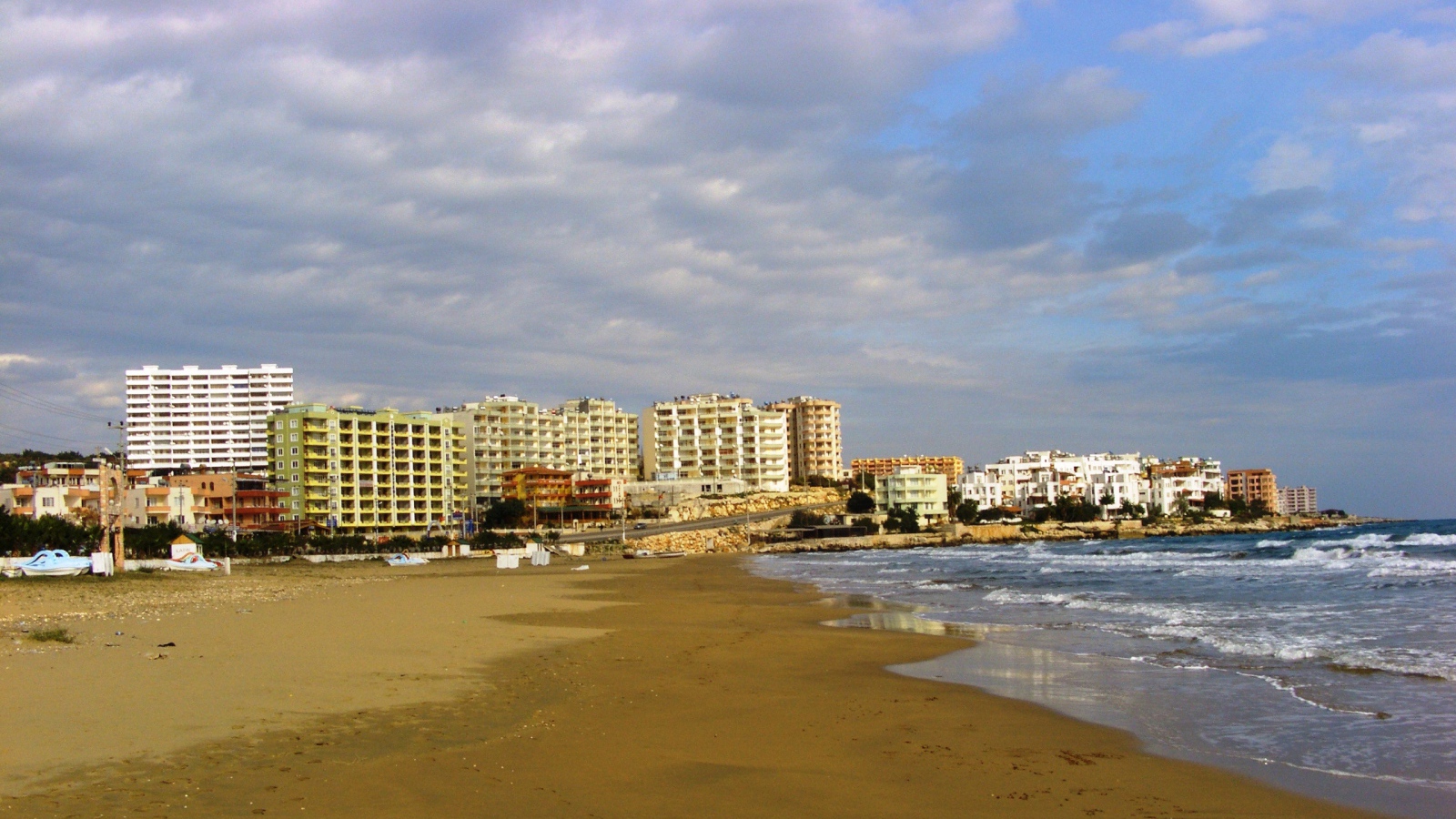 Пляж в Мерсине, Турция