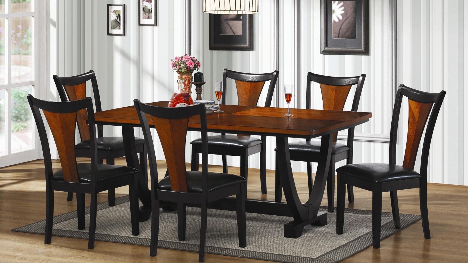 Дизайнерская мебель в столовой