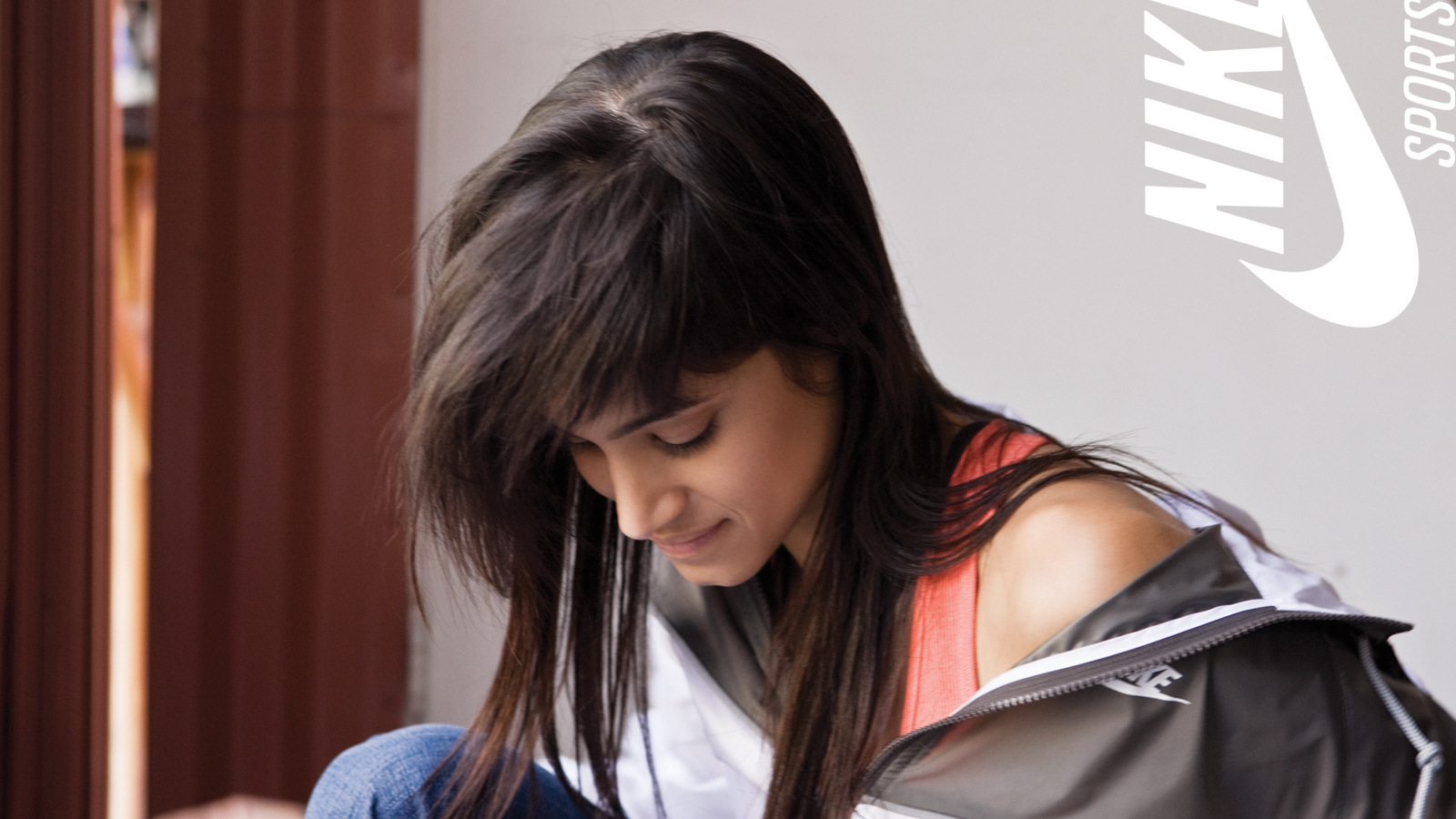 Спортивная девушка в Nike