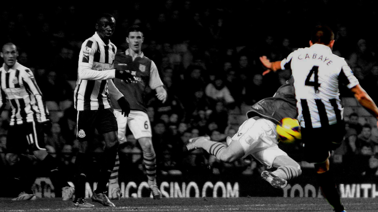 Возлюбленная футбольная команда Англии Ньюкасл Юнайтед