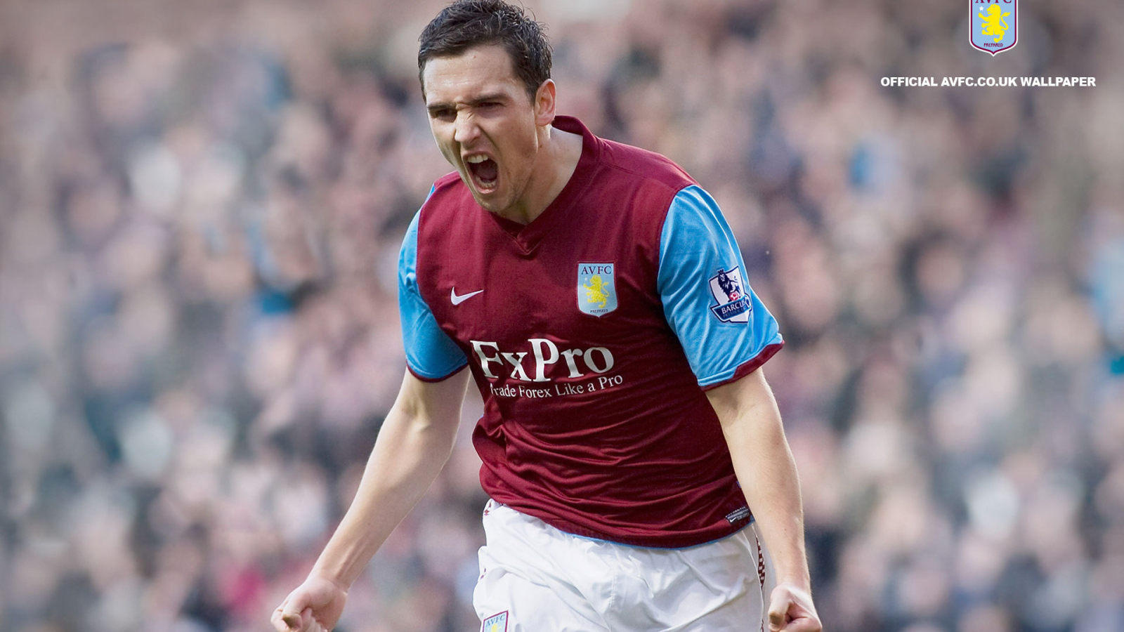 Знаменитый клуб Астон Вилла