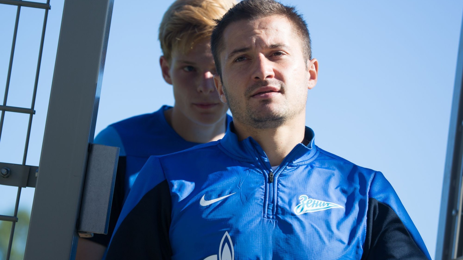 Полузащитник Зенита Виктор Файзулин