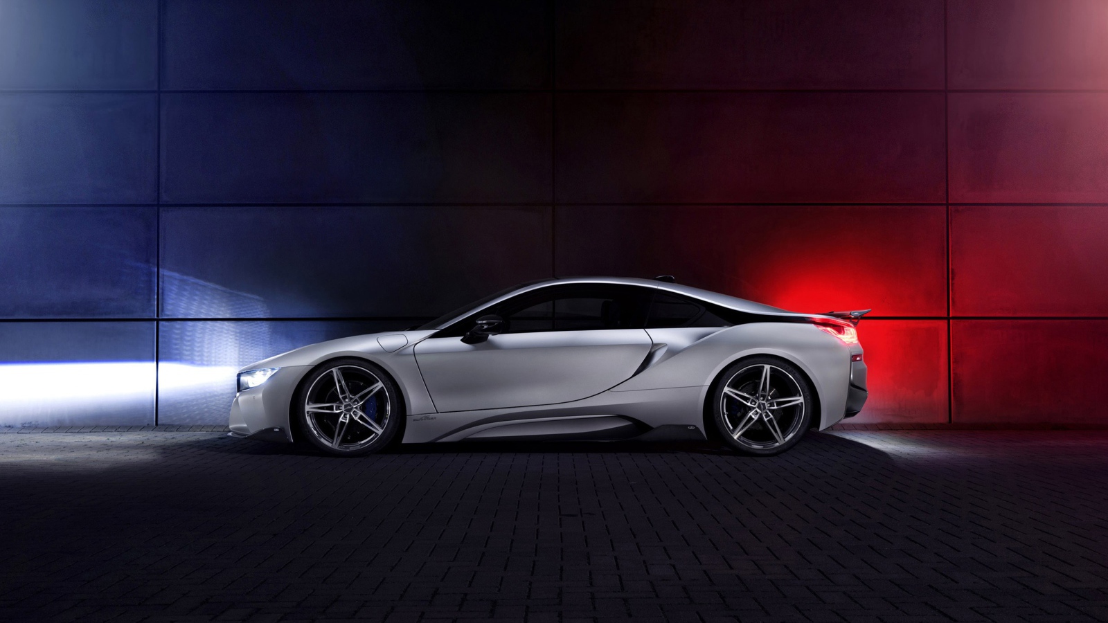 Свет нового BMW i8