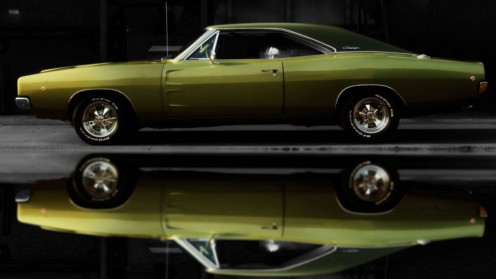Классический автомобиль Dodge Charger