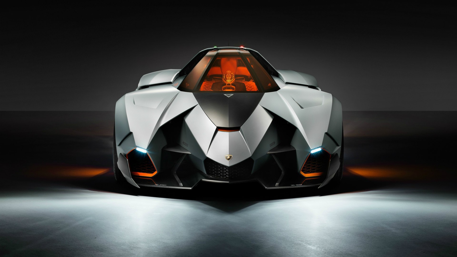 Одноместный суперкар Lamborghini Egoista